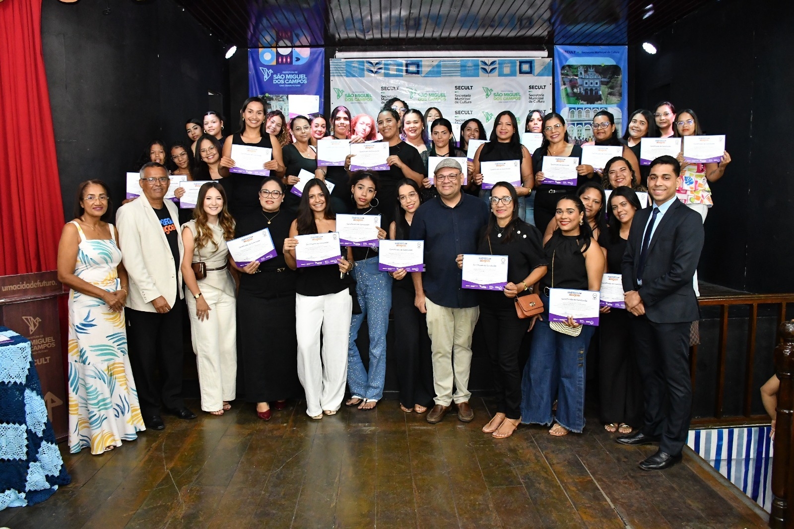 Programa Emprega Mais Alagoas certifica participantes de cursos de qualificação profissional em São Miguel dos Campos