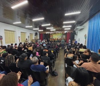 Alunos de Violão e Flauta Doce Recebem Certificados em São Miguel dos Campos