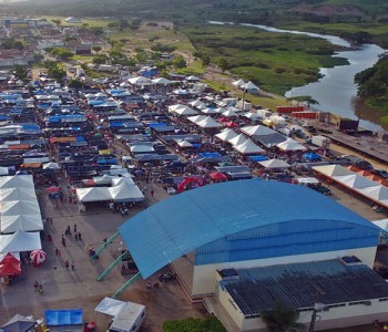 Março ou Abril - Semana Santa: Feira da Ponte 